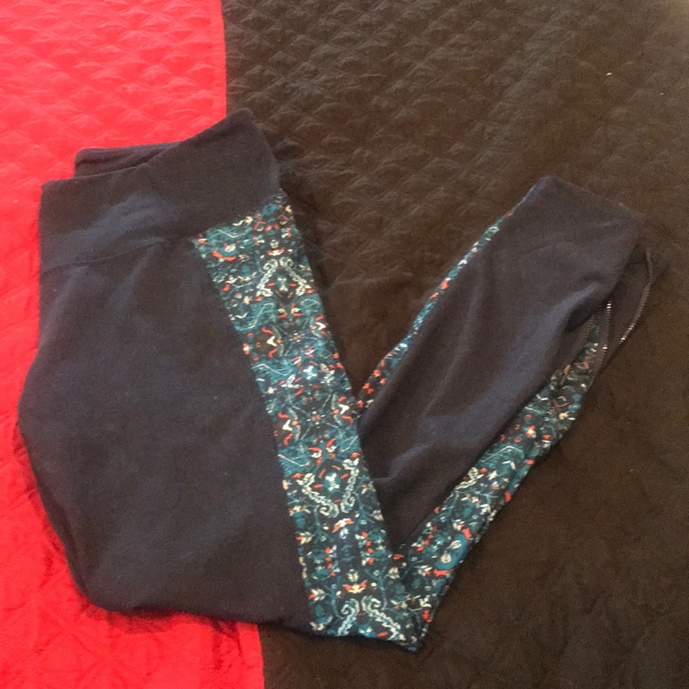 Z by Zobha Yoga Pants